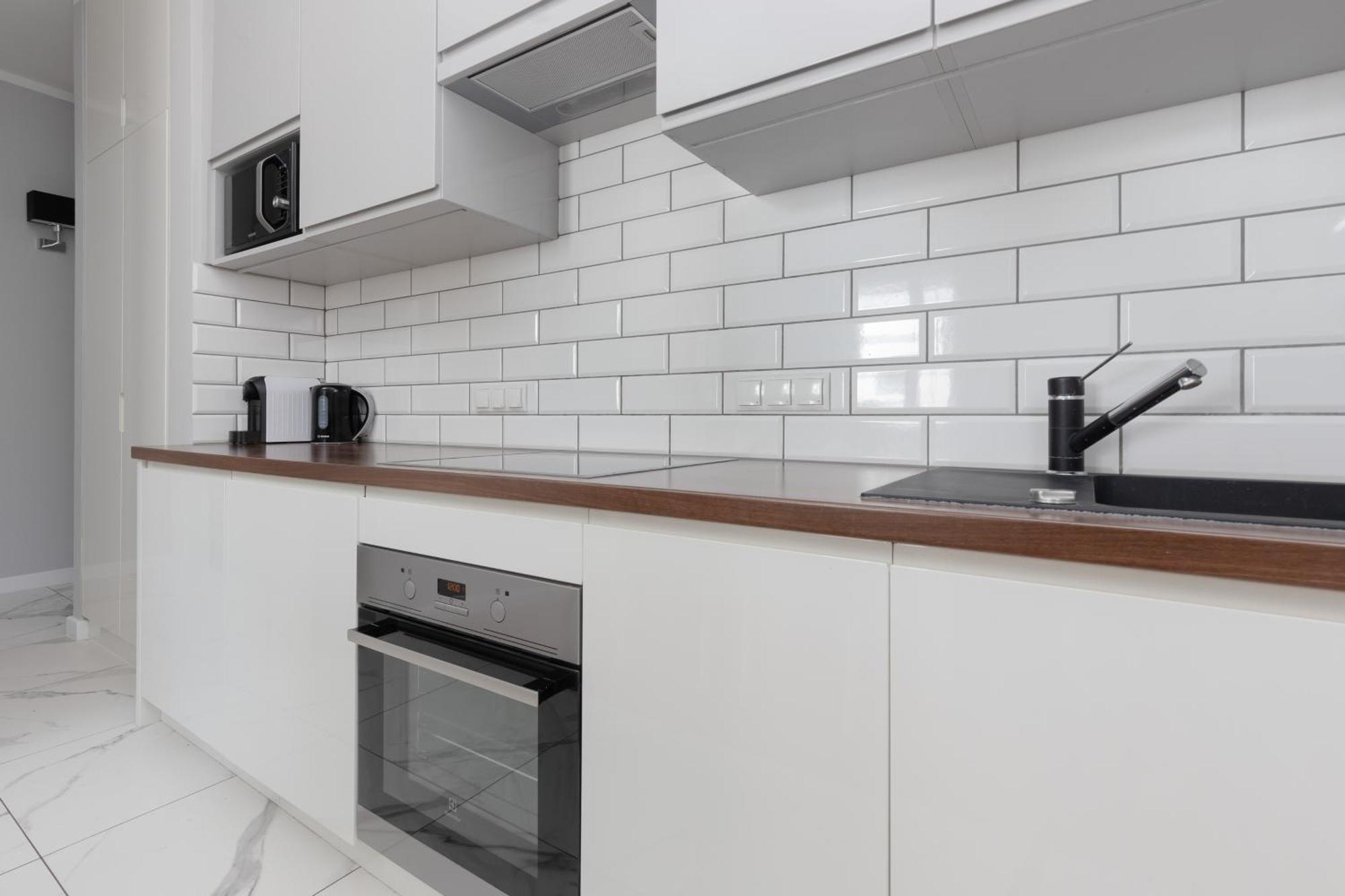 City Center Aparthotel Chmielna By Noclegi Renters Varşovia Exterior foto